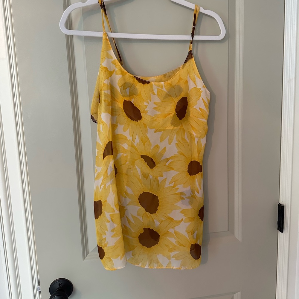 Show me your mumu adjustable tank in sunflowers